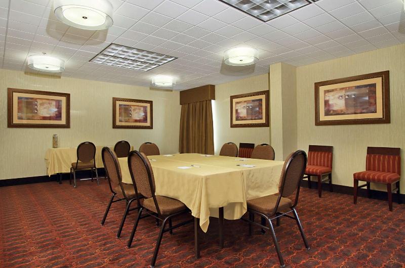 Hampton Inn Columbus Airport - photo 159