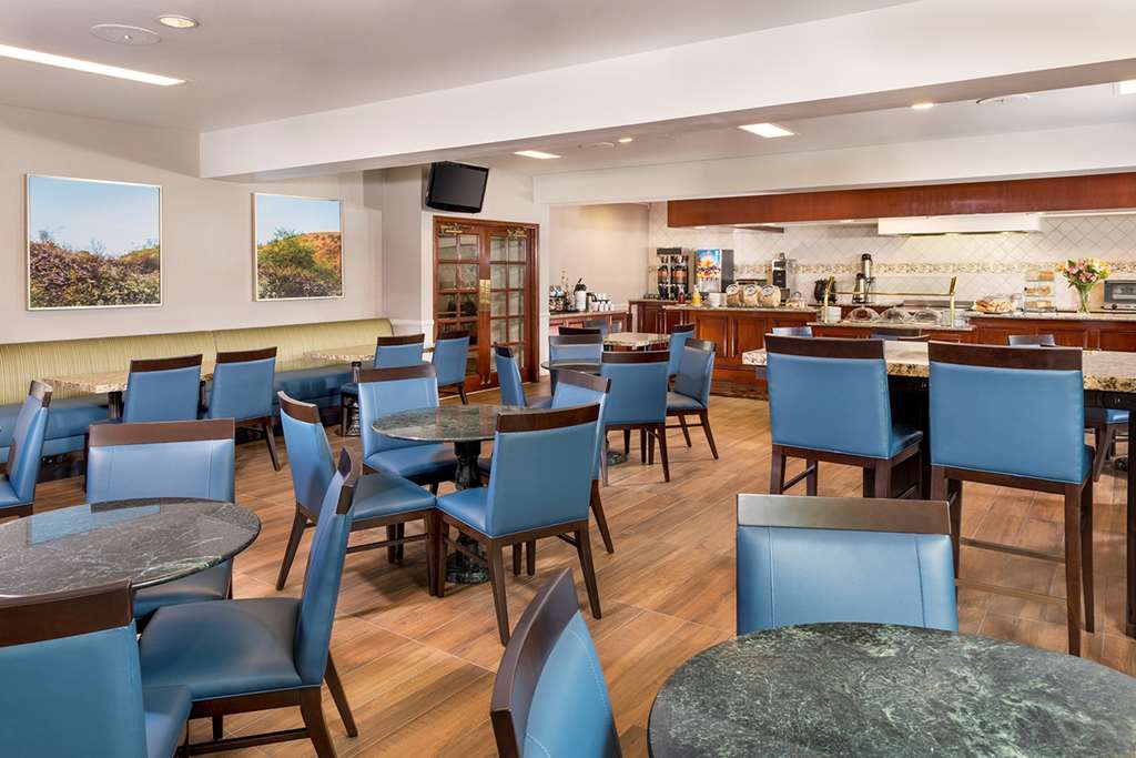 Ayres Suites Diamond Bar - photo 9