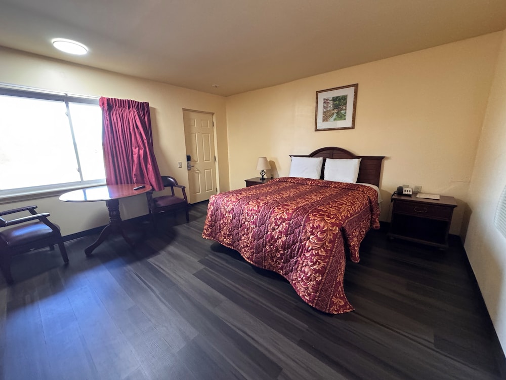 Whispering Pines by Hotel O Whitestone VA - photo 9