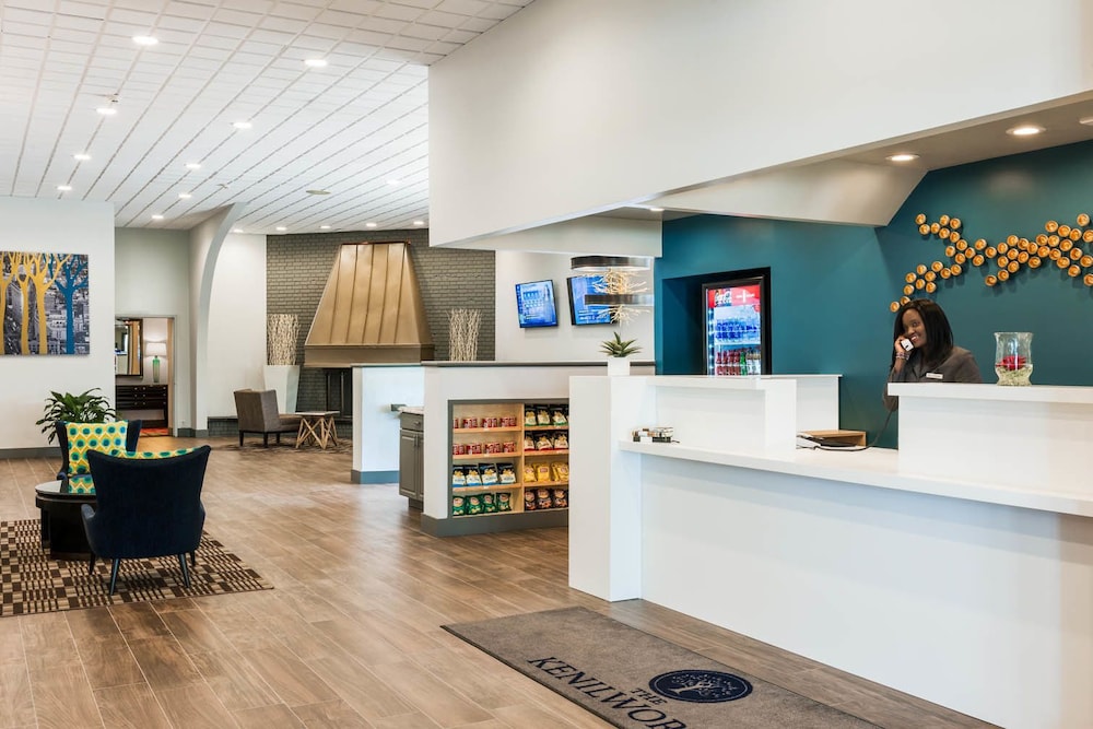 The Kenilworth Hotel Airport West - photo 3