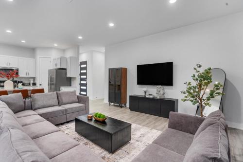 Luxurious Home Downtown Access Spacious — 4-Star Luxury Hotel in Austin, United States