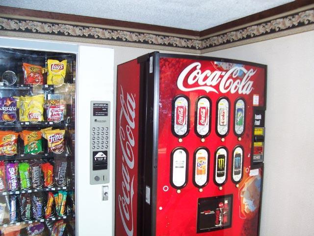 Americas Best Value Inn & Suites Warren Detroit - photo 18