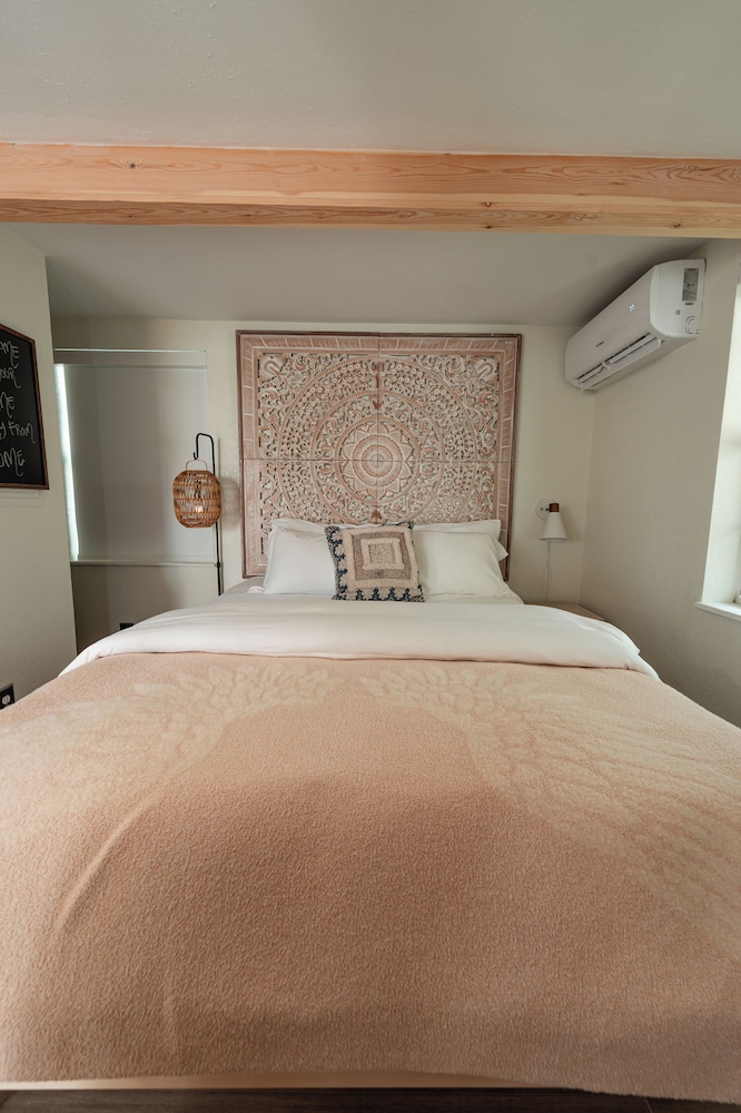 Seahorse Beach Bungalows - photo 16
