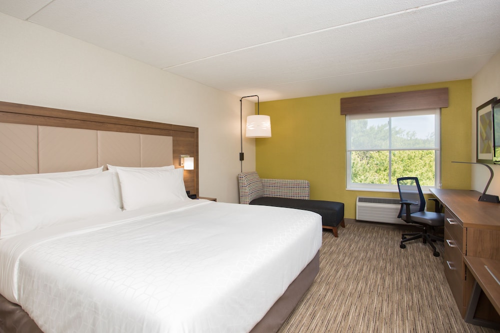 Holiday Inn Express Chelmsford by IHG - photo 11