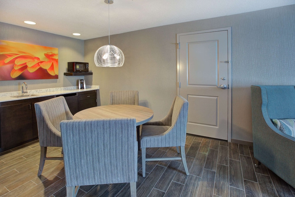Hilton Garden Inn Chesterton - photo 6