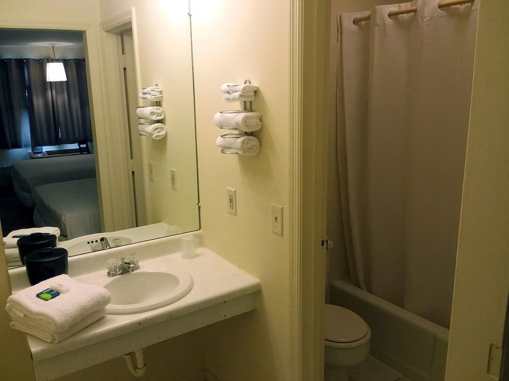 Walton Inn - photo 6