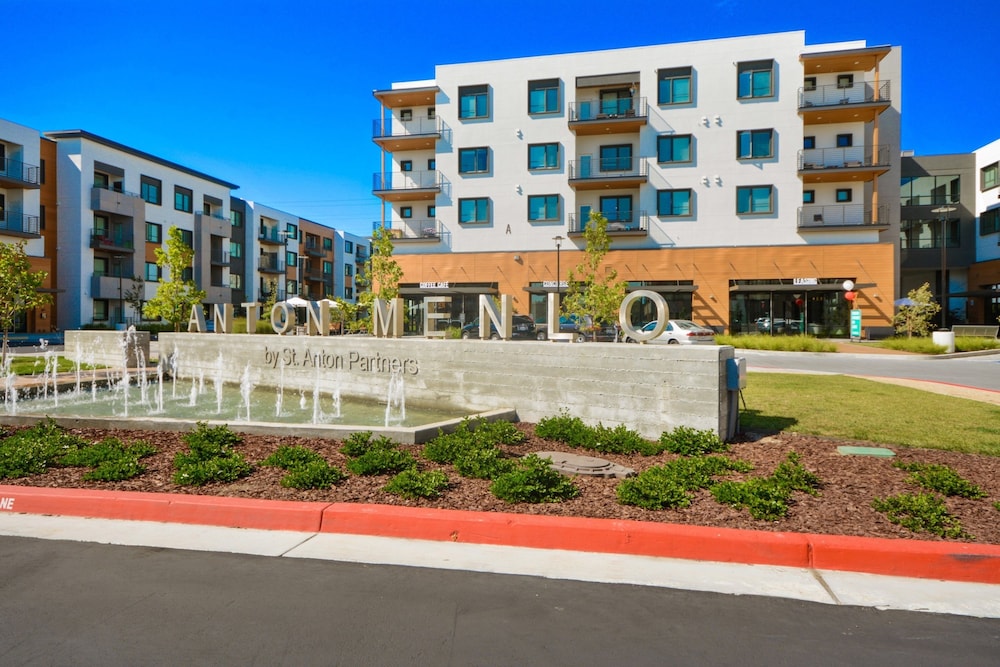 Global Luxury Suites in Menlo Park - photo 76