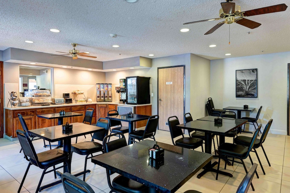 SureStay Plus Hotel by Best Western Redding - photo 22