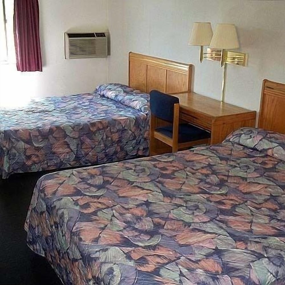 Economy Inn Wentzville - photo 6