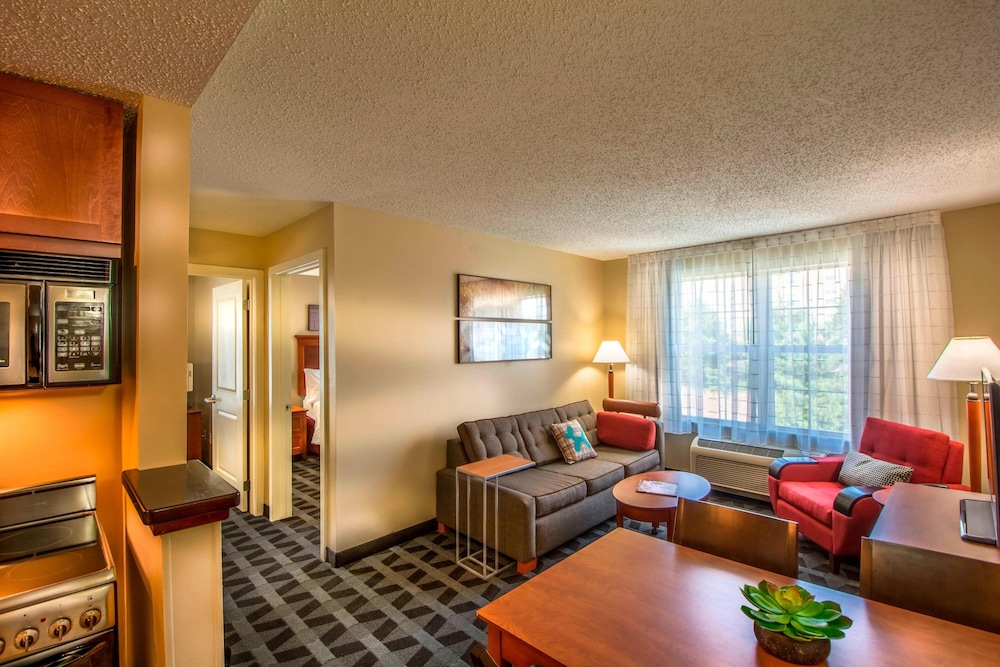 TownePlace Suites by Marriott Baltimore BWI Airport - photo 17