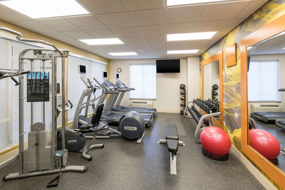 Hilton Garden Inn Silver Spring White Oak - photo 21