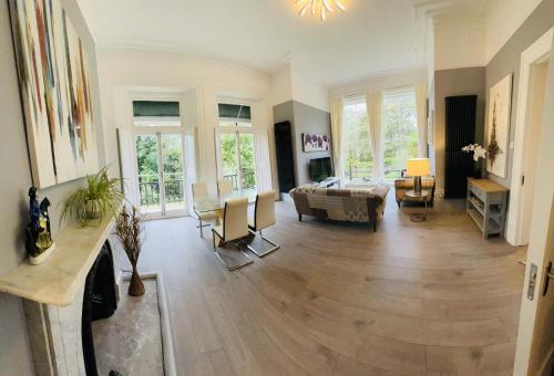 Luxury garden apartment under the Castle Dover — 4-Star Luxury Hotel in Dover, United Kingdom