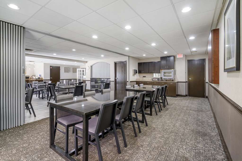 Best Western Suites - photo 32