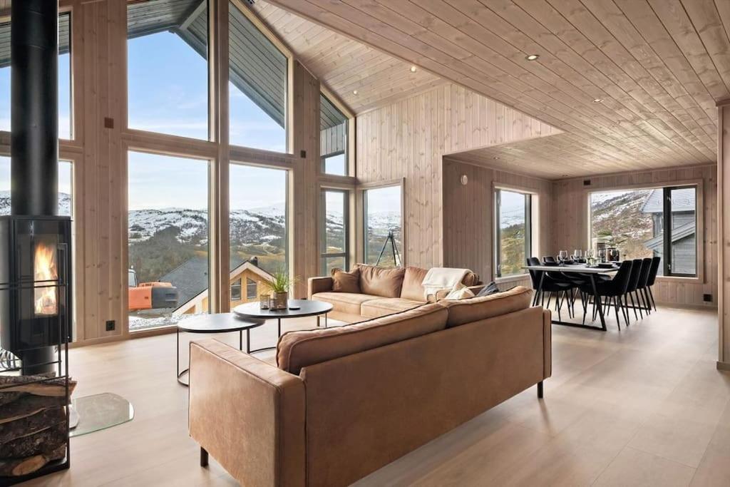 Hytte med fjellutsikt til nydelig natur in Sogndal, Norway