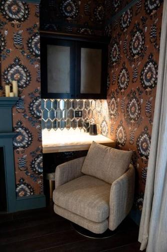 The Gas Lamp Hotel 1BR Latimer - photo 11