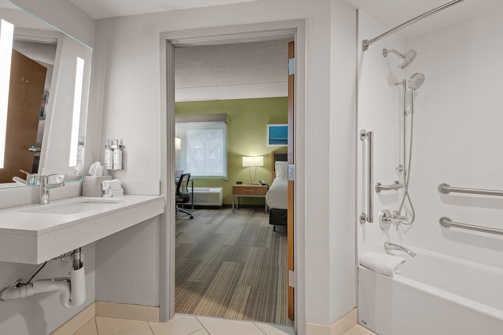 Holiday Inn Express Hershey Harrisburg Area by IHG - photo 35