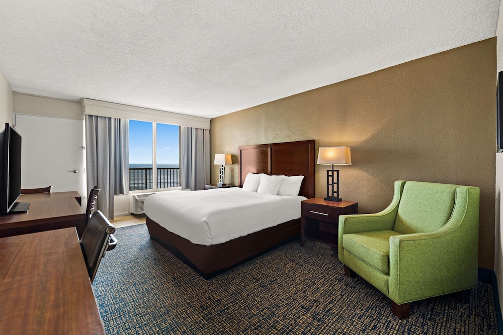 Comfort Inn On the Ocean - photo 34