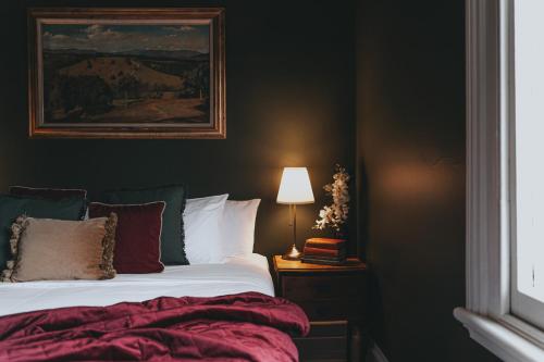 Campbell House — 4-Star Luxury Hotel in Castlemaine, Australia
