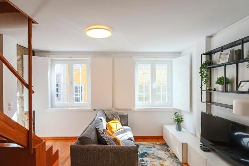 HM Ribeira Historical Apartment — 4-Star Luxury Hotel in Porto, Portugal