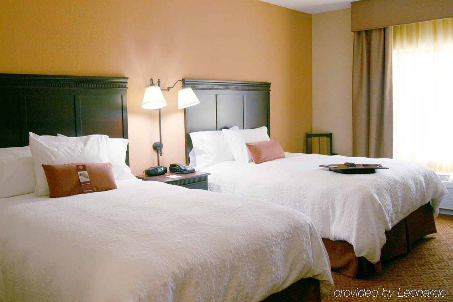 Durant Inn & Suites - photo 30