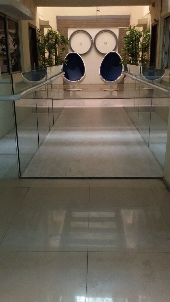 Hotel Royal Enclave - last minute hotel in Pune