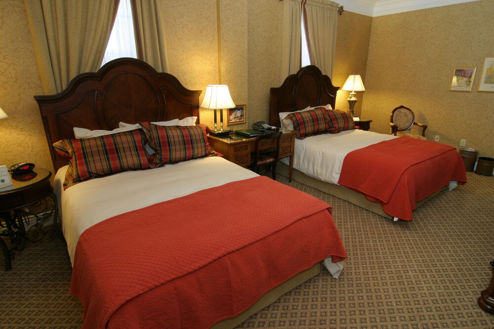 Charley Creek Inn - photo 7