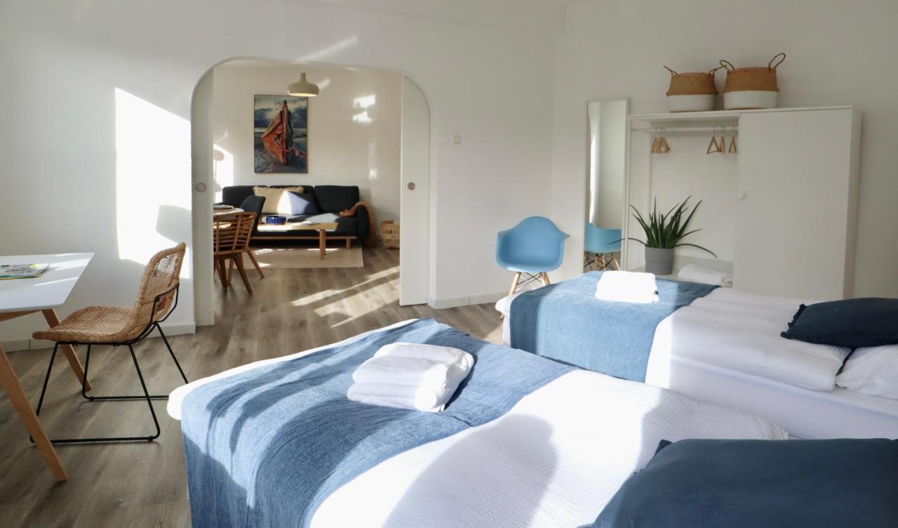 Boho Apartment Essen Messe I Klinikum I Balkon — 4-Star Luxury Hotel in Essen, Germany