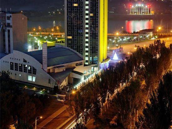 Victoria - carbon neutral hotel in Donetsk