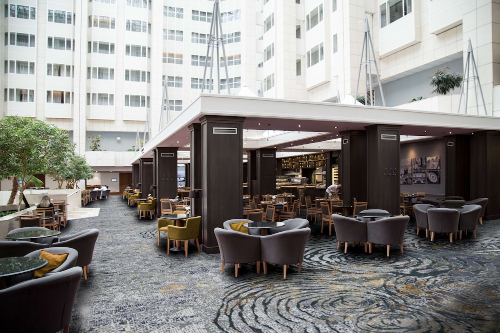 מזון ומשקאות