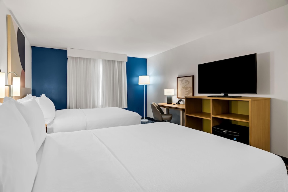 Spark by Hilton Merrillville - photo 11