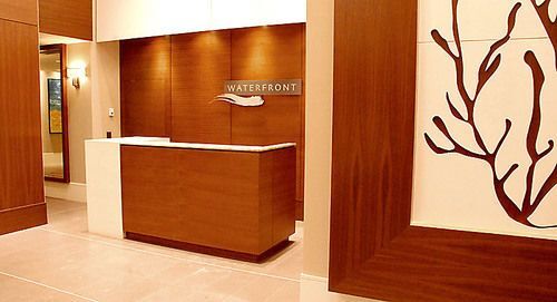 O hotel suites Waterfront in Calgary, Canada