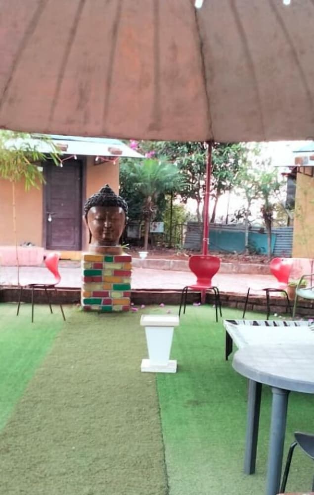 Murlee Pure Veg Resort in Bhor, India