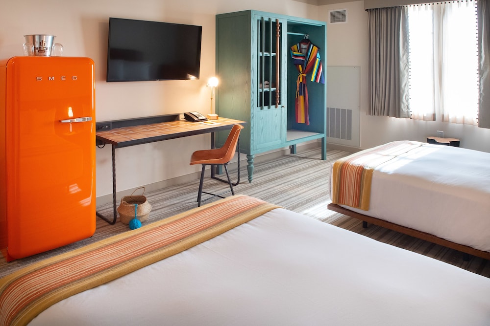 Texican Court by Valencia Hotel Collection - photo 6