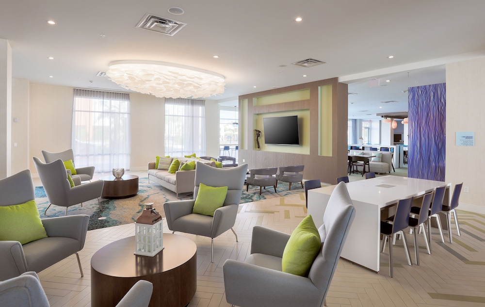 Holiday Inn Express & Suites Orlando at SeaWorld by IHG - photo 58