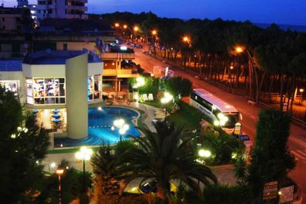 Hotel Meripol — Alba Adriatica — photo 2