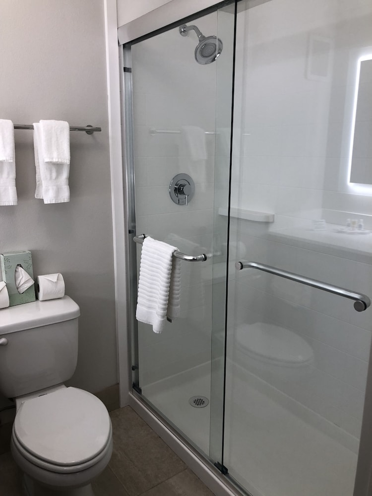 Holiday Inn Express & Suites Hood River by IHG - photo 32