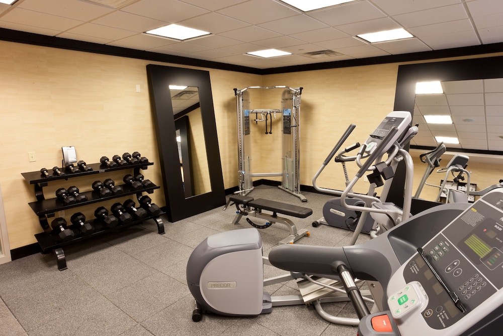 Hampton Inn & Suites Tulsa Central - photo 33