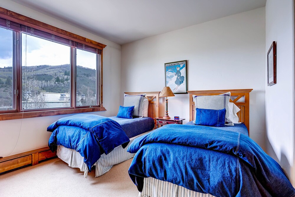 Highlands Slopeside by East West Hospitality - photo 20