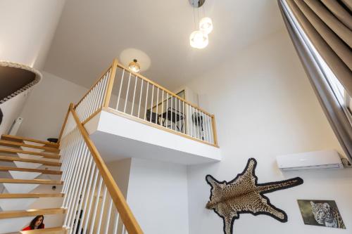 Magnificent Diamond Duplex
