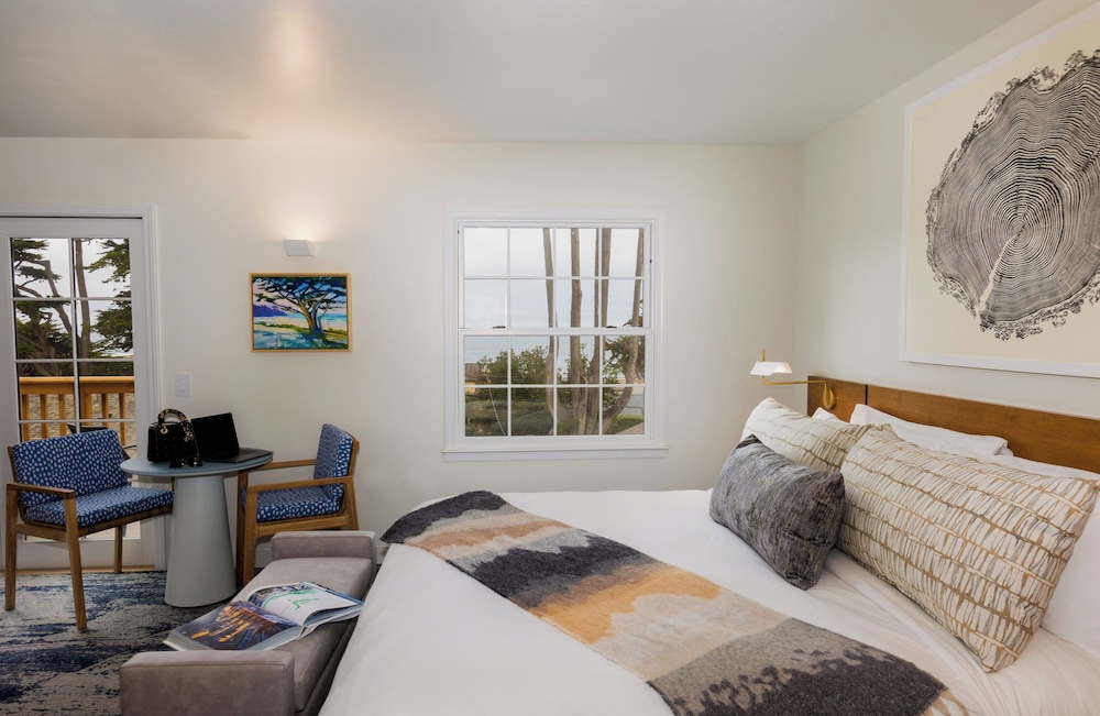 Carmel Beach Hotel - photo 14