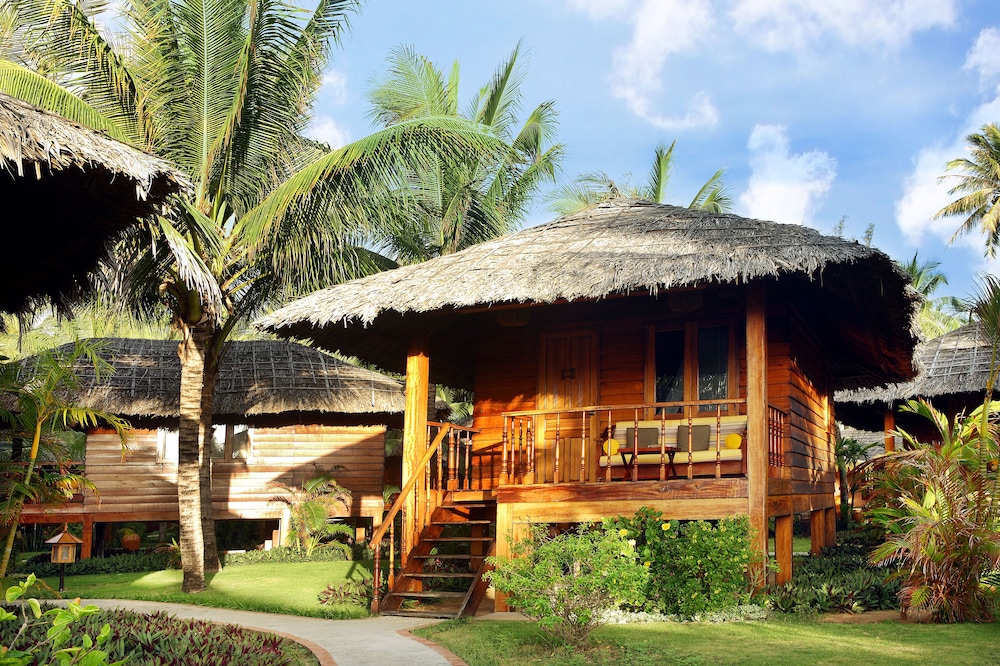 Coco Beach Resort - carbon neutral hotel in Phan Thiet