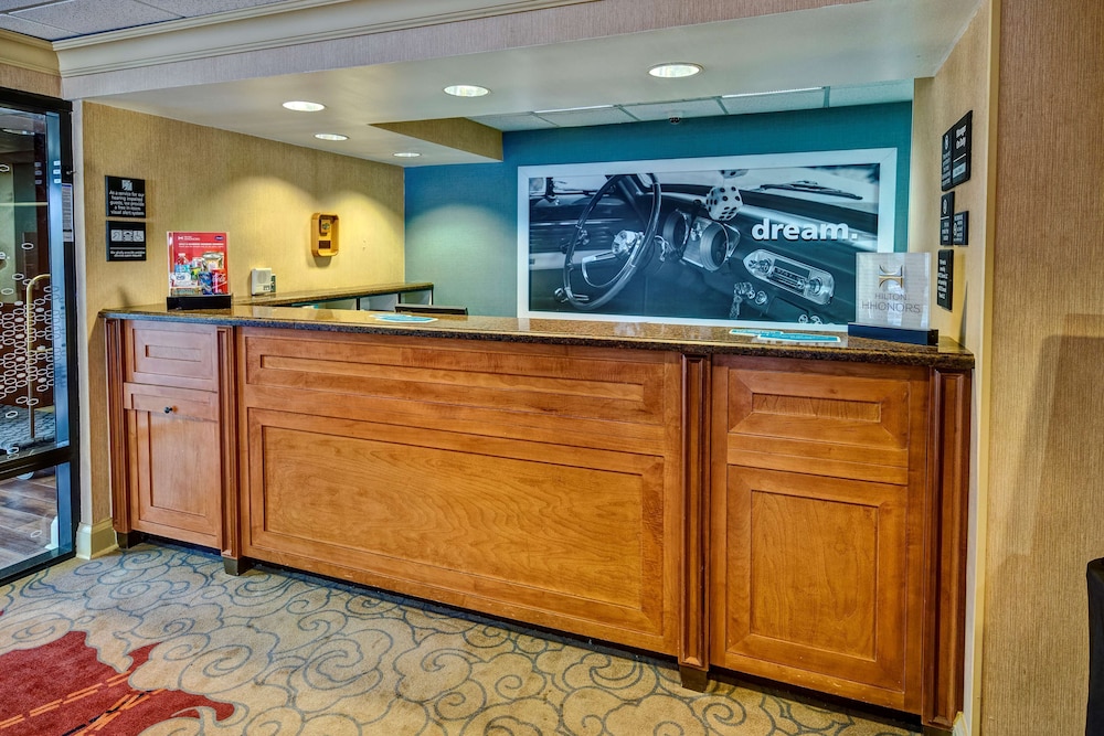 Hampton Inn by Hilton Concord Kannapolis - photo 4