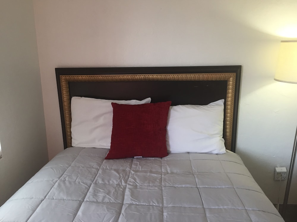 Family Inn - photo 18