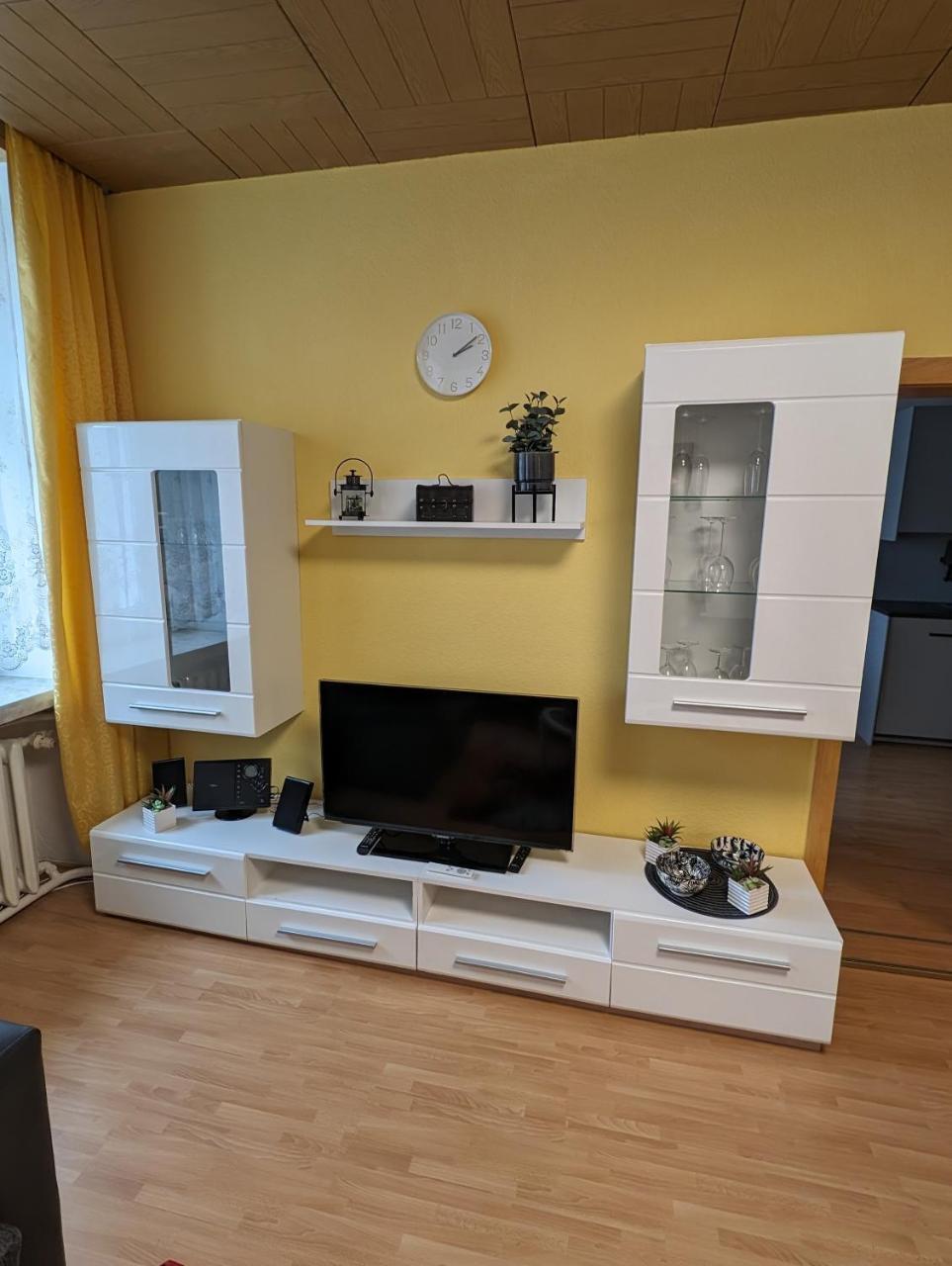 Ferienwohnung 1 — 4-Star Luxury Hotel in Schlettau, Germany