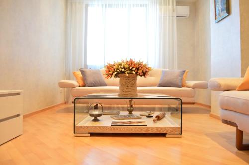 Shartava Deluxe Apartment
