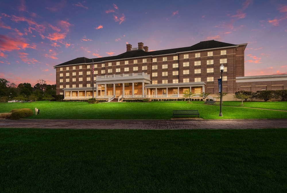 Hilton Garden Inn Suffolk Riverfront - photo 65