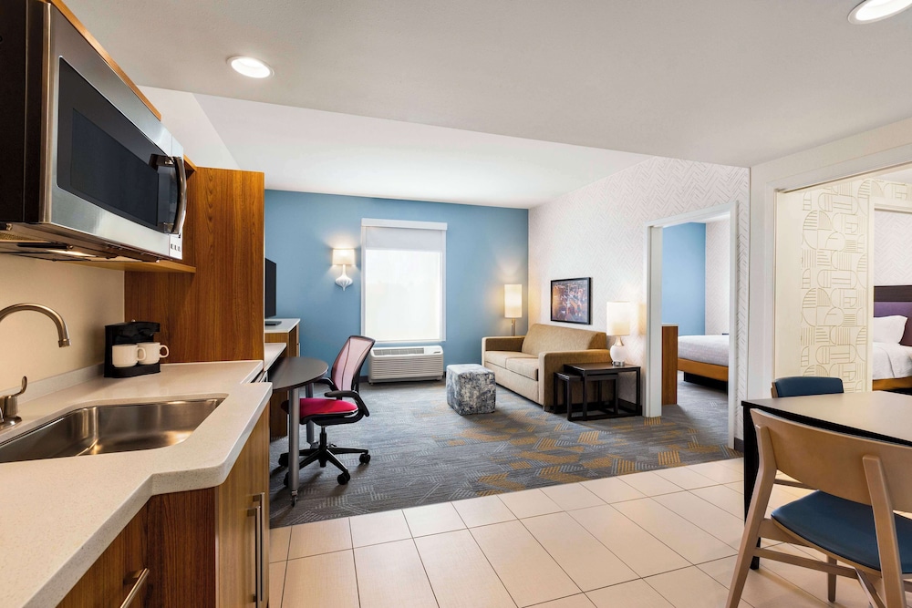 Home2 Suites by Hilton York - photo 14