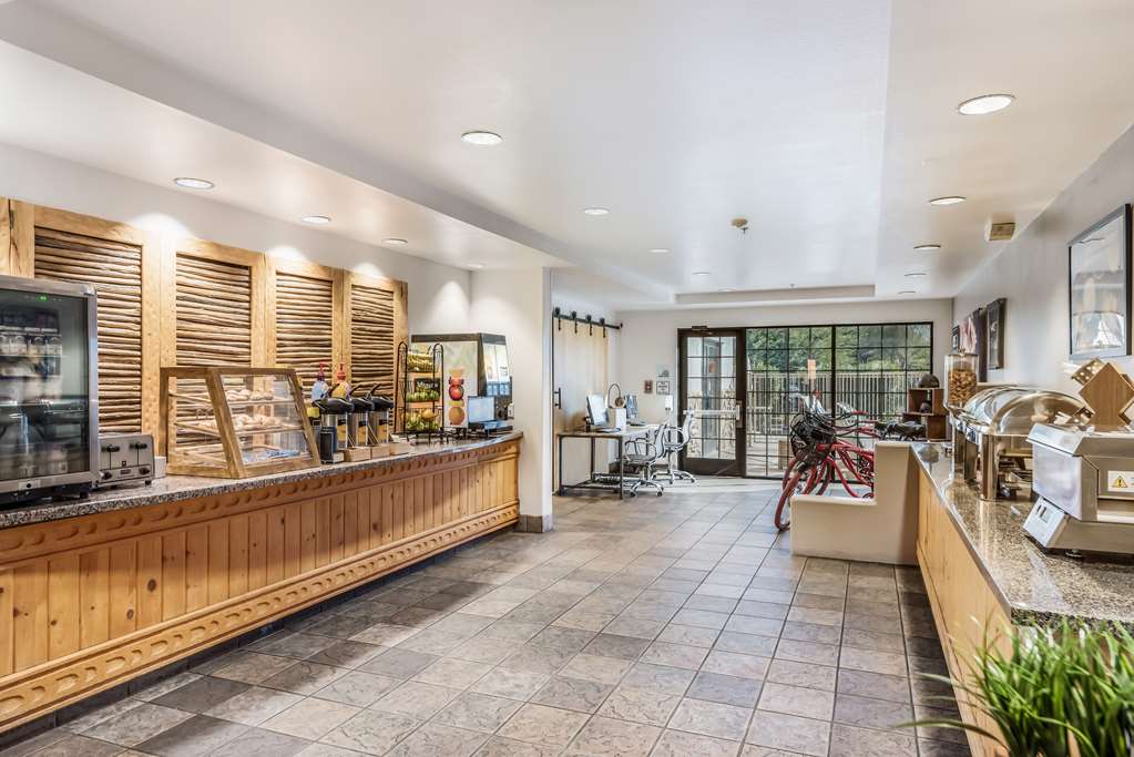 Red Lion Inn & Suites Goodyear Phoenix - photo 28