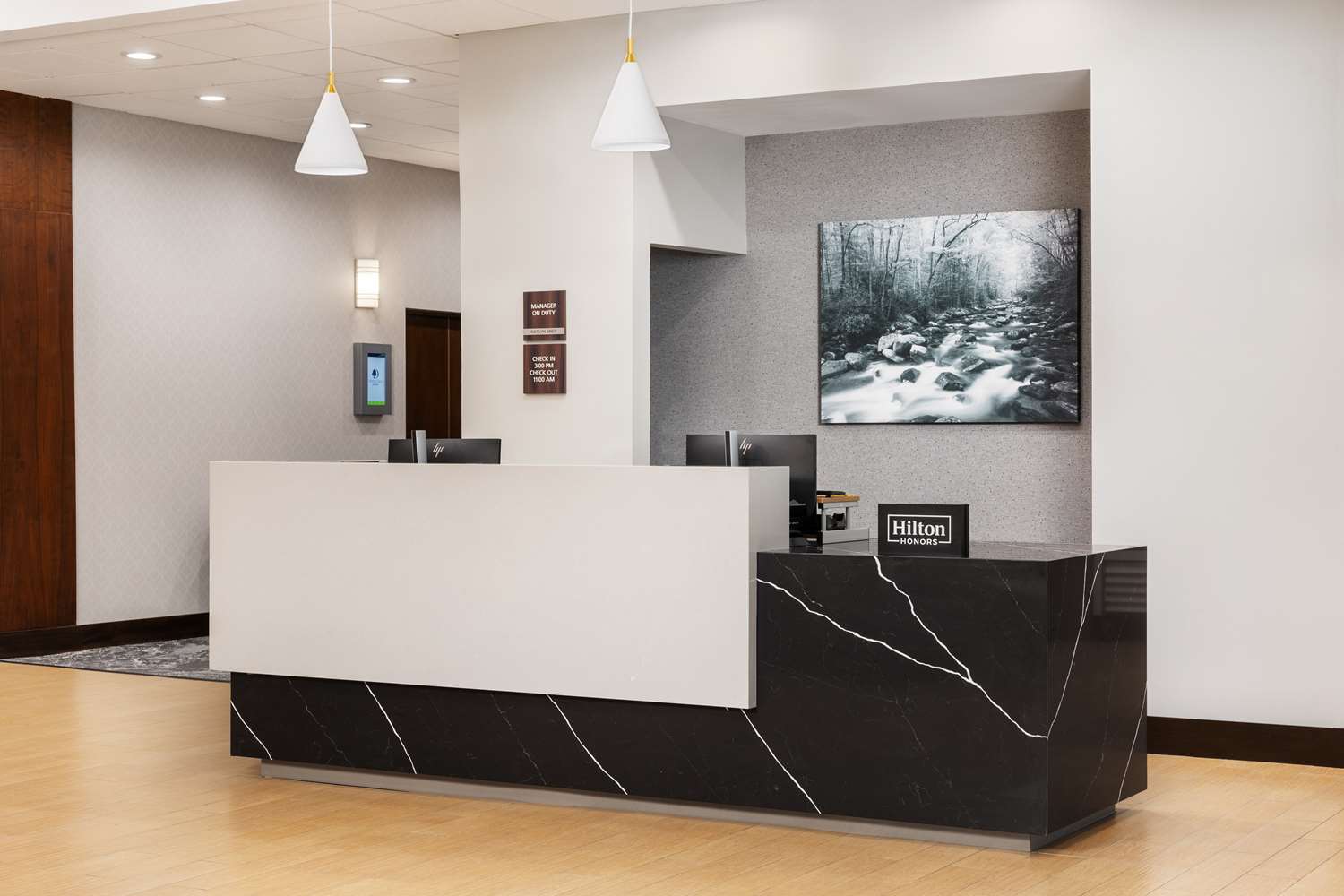 Doubletree By Hilton Greensboro Airport - photo 24