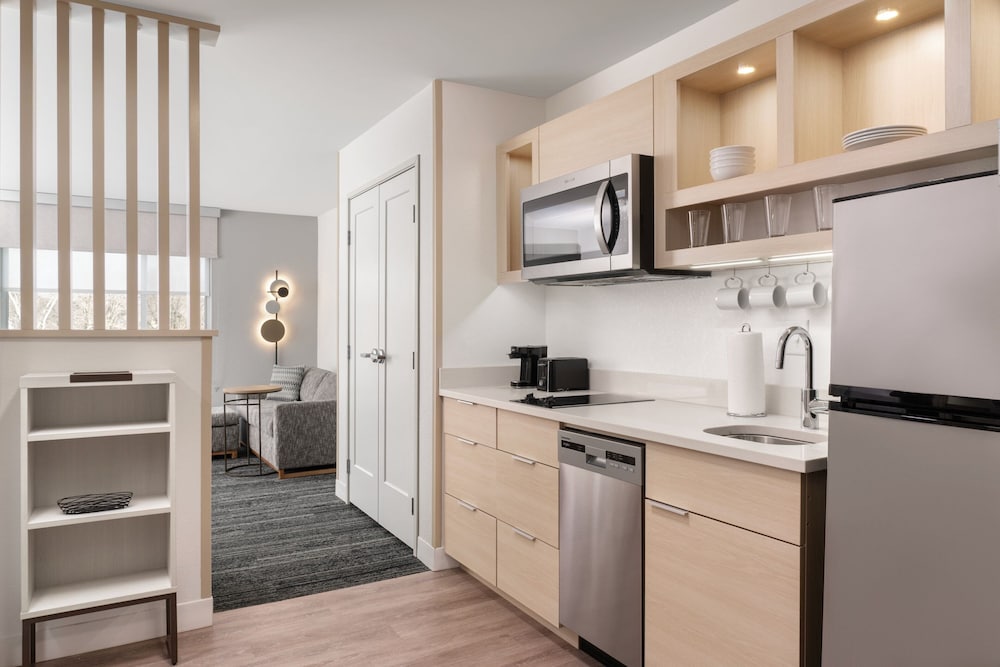 TownePlace Suites by Marriott New Philadelphia - photo 18